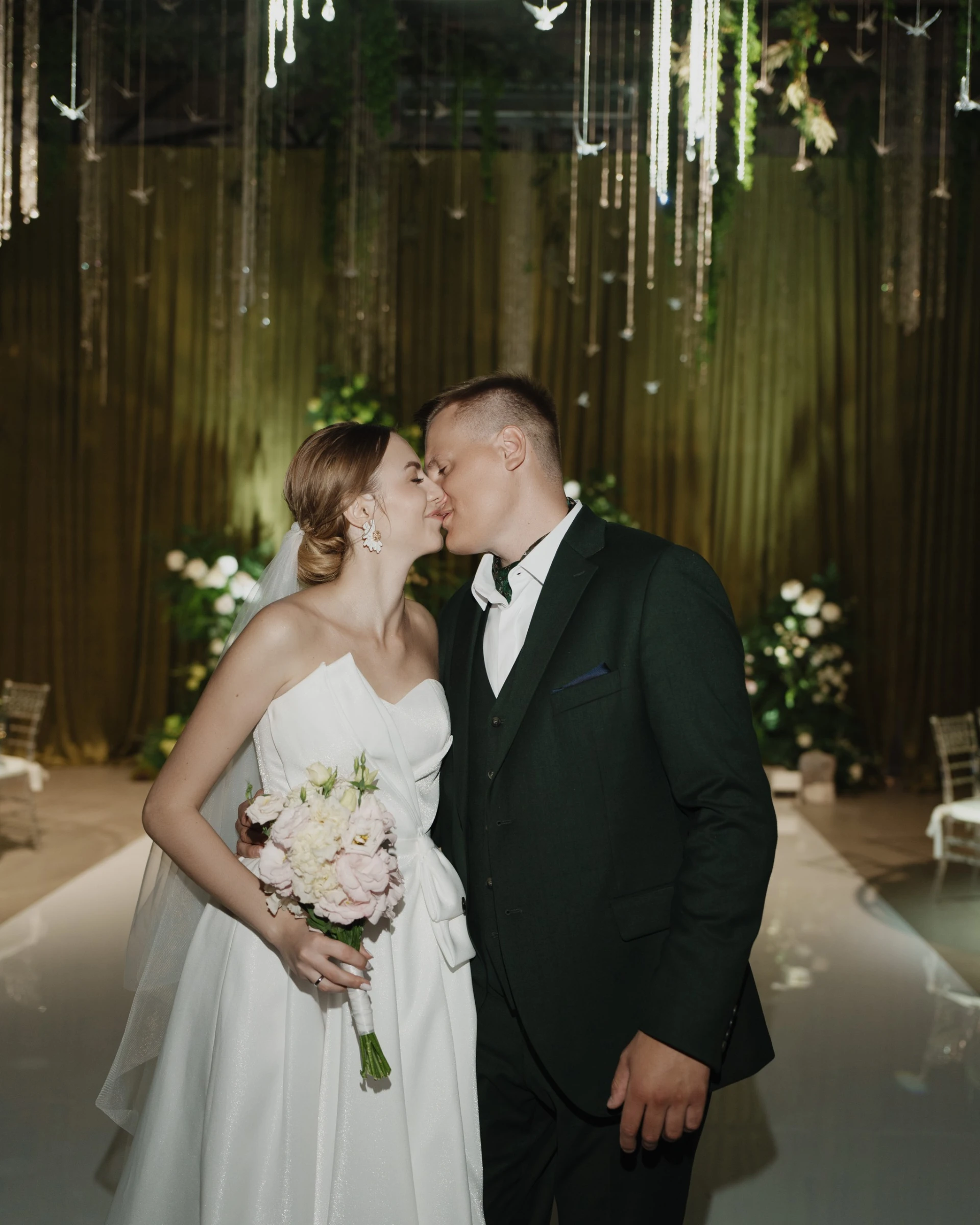 Агентство: работа MUZAFAROVA WEDDING — кадр 23