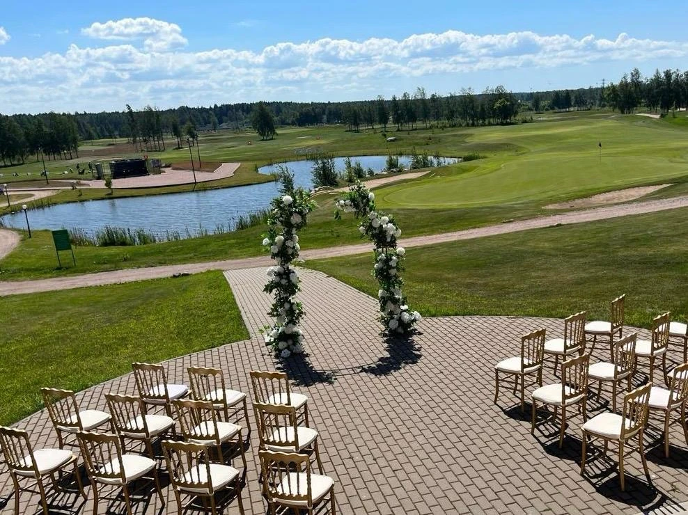 Площадка: работа Strawberry Fields Golf Resort — кадр 9